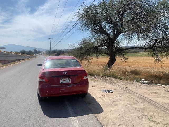 Terreno en Venta a pie de carretera M?xico Tequisquiapan frente 1000 m2