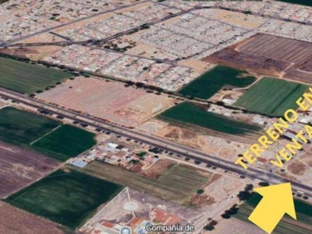 Terreno en venta, a un costado de Bimbo, Celaya