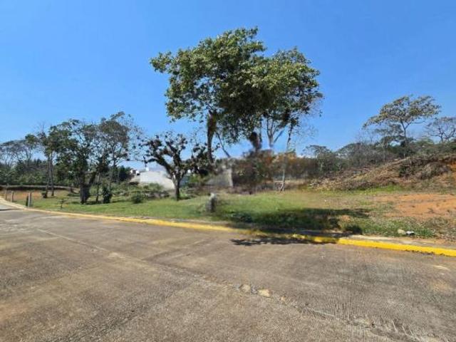 Terreno en Venta, a unas cuadras de Plaza Shangrila