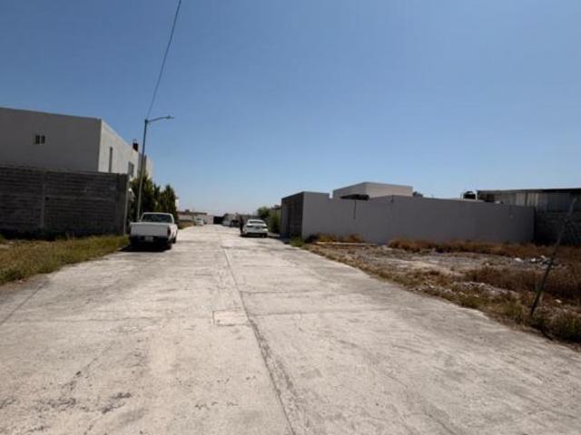 TERRENO EN VENTA AL NORTE DE SALTILLO/ PRIVADA ALBORADA