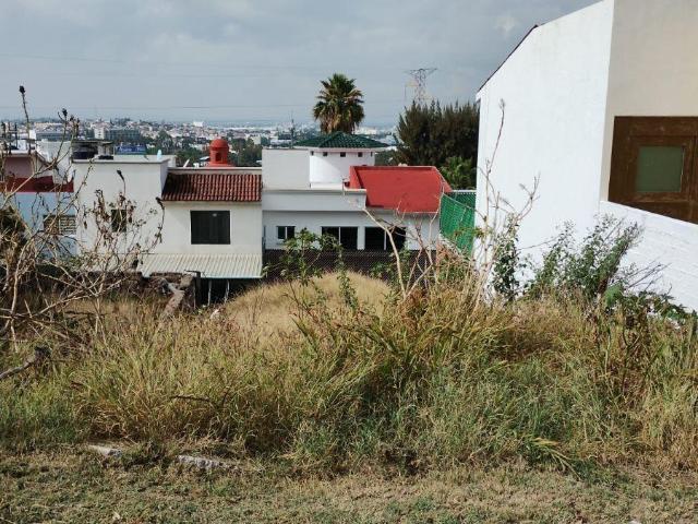 TERRENO EN VENTA ARBOLEDAS DEL PARQUE QUER?TARO
