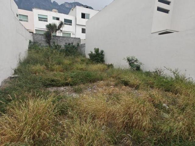 Terreno en Venta – Cumbres Monterrey, N.L
