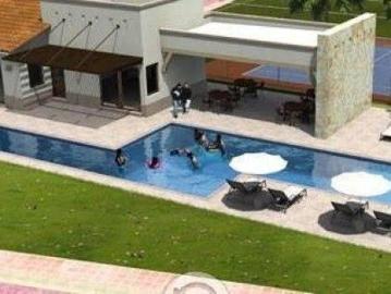 Terreno en venta Caoba 53