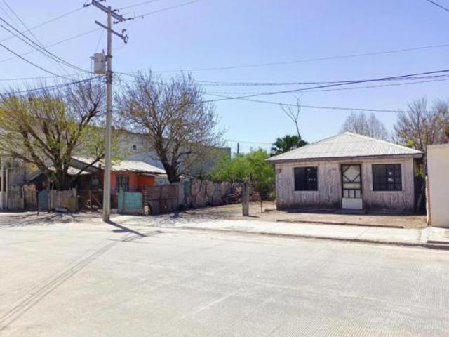 TERRENO EN VENTA CALLE VICENTE GUERRERO Y CAMARGO COL. AQUILES SERDAN I