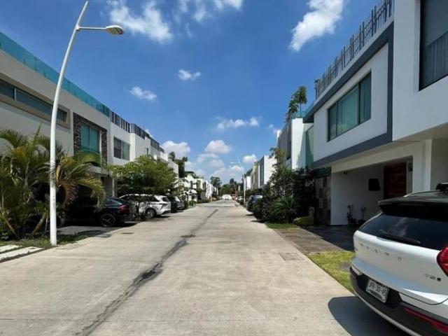 TERRENO EN VENTA CANTARES