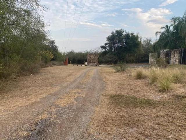 TERRENO EN VENTA CARRETERA NACIONAL