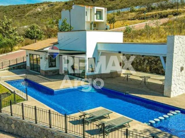 TERRENO EN VENTA CD. MADERAS EL MARQUES