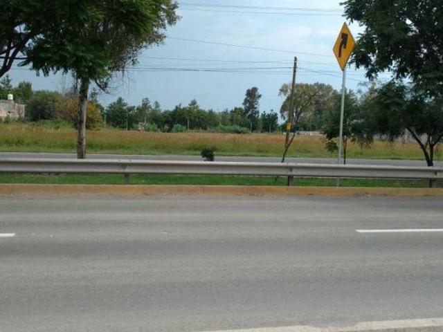 Terreno En Venta Cd. SAN FCO. DEL RINCON/ ubicado sobre 2 calle principales de la Cd