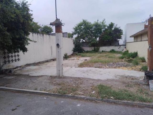 Terreno en Venta Centro de San Nicolás de los Garza, NL