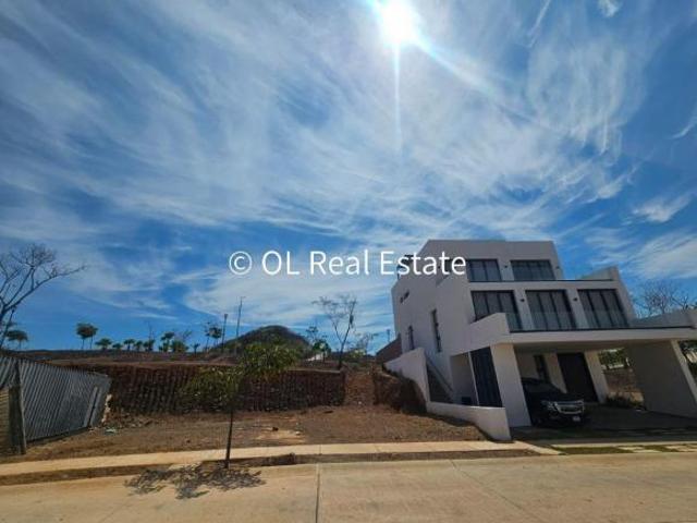 Terreno en Venta Cerca de la Playa en el Exclusivo Fracc. Residencial El Cielo, Mazatlán