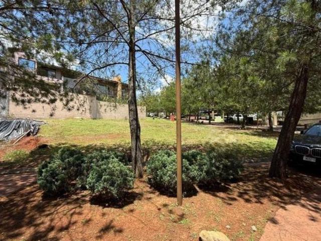 TERRENO EN VENTA CLUB DE GOLF ALTOZANO EN ESQUINA