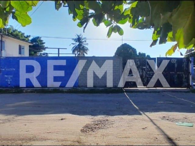 Terreno en venta Col. Villahermosa