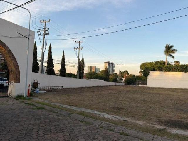 Terreno en Venta Colinas de San Javier