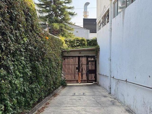 Terreno en venta con 2 frentes, San Lucas Tepetlacalco, Tlalnepantla