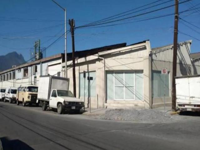 TERRENO EN VENTA CON USO DE SUELO COMERCIAL HABITACIONAL CENTRO DE MONTERREY