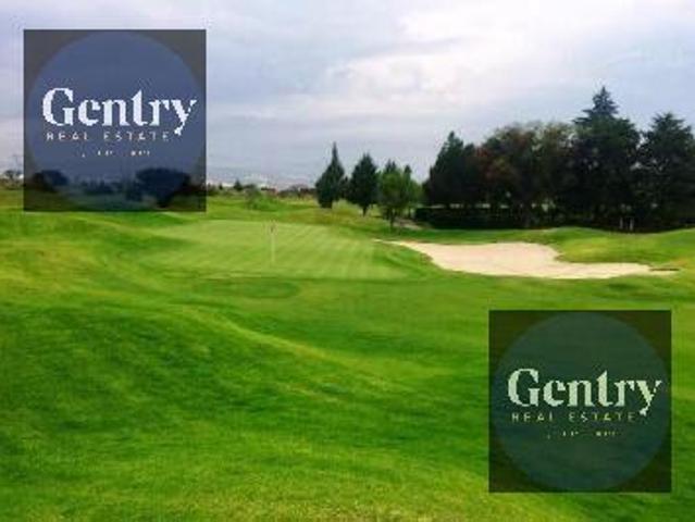 Terreno en Venta con Vista a Campo de Golf