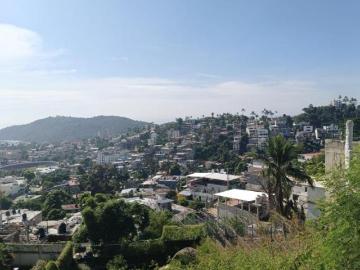 Terreno en venta con vista al mar, fraccionamiento Las Playas $ 2,280,000, 800m2