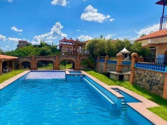 Terreno en Venta con Alberca | Praderas de Oaxtepec