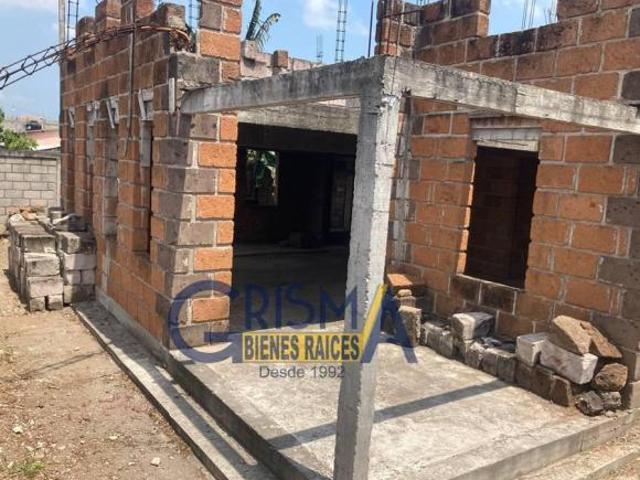 TERRENO EN VENTA CON CONSTRUCCIÓN COL. RUIZ CORTINES
