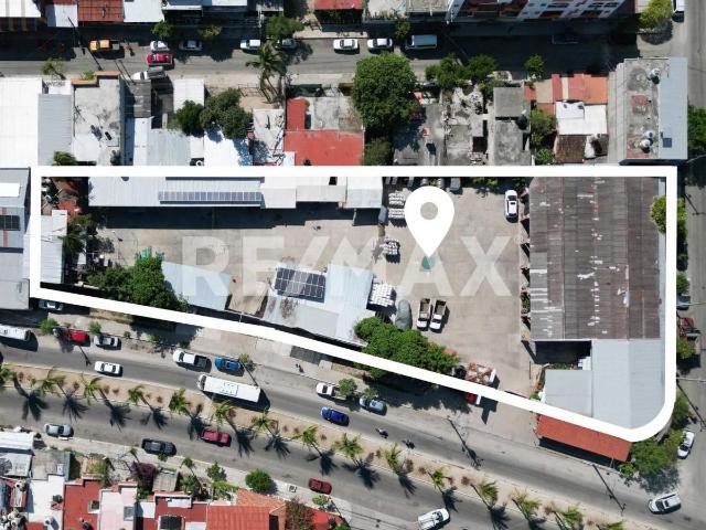 Terreno en venta, con excelente ubicación, a minutos de distancia del centro de Bahías de Huatulco