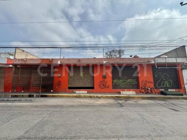 Terreno en venta con locales comerciales en Fuego Nuevo Iztapalapa
