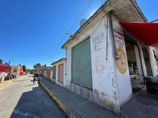 TERRENO EN VENTA CON LOCALES SOBRE AVE. LAZARO CARDENAS, VILLA VICTORIA