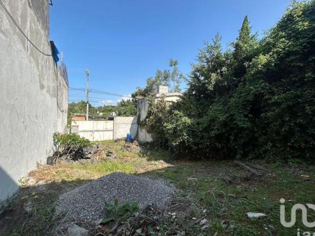 Terreno en venta con portón en Ahuatepec, a 2 calles de carretera Cuernavaca