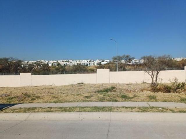 TERRENO EN VENTA CONDOMINIO LOMAS V CINCO EL MOLINO RESIDENCIAL Y GOLF