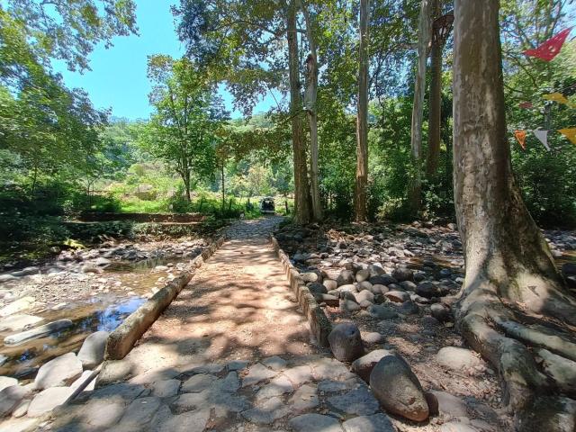 TERRENO EN VENTA CRUZANDO EL RIO