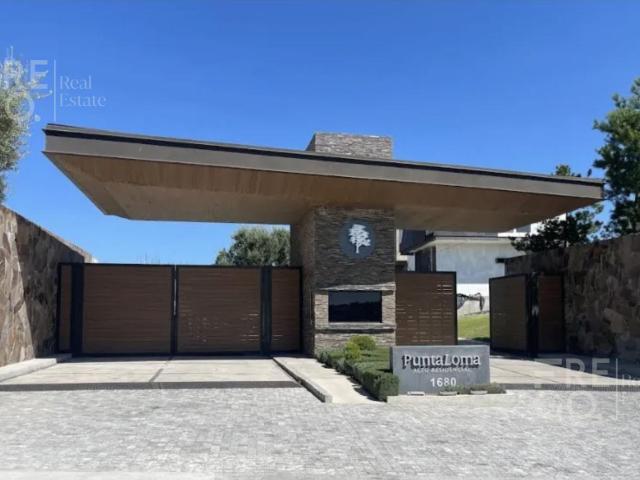 Terreno en venta de Punta Loma, Av. Universidad y Juan Palomar y Arias