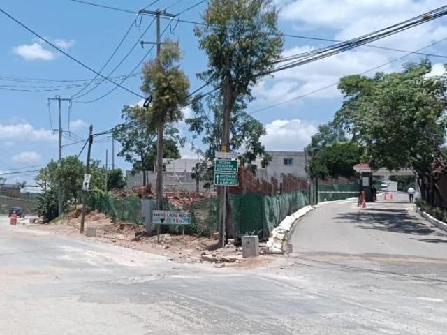 Terreno en Venta de 1575 m2 en Fracc. Club Campestre en Tuxtla Gutiérrez, Chiapas