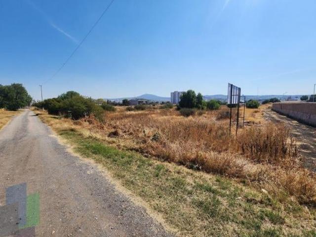 Terreno en venta de 15,350 m2 en el Retablo