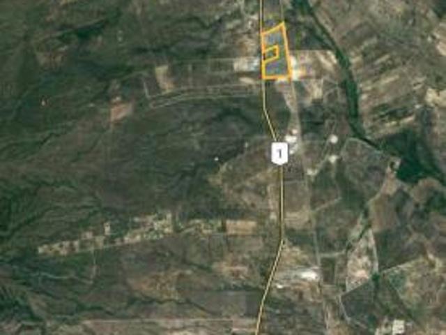 TERRENO EN VENTA DE 17.5 HECTÁREAS CON VIA FF.CC. SALINAS VICTORIA NUEVO LEÓN