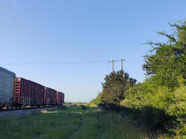 TERRENO EN VENTA DE 10 HECTÁREAS INDUSTRIAL CON VÍA F.F.C.C. VILLA ALDAMA NUEVO LEÓN