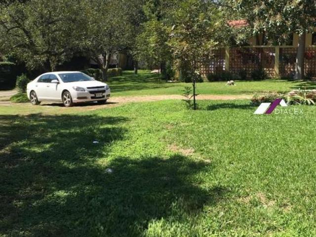 Terreno en VENTA de 1,395 m2 Z ONA BOSQUENCINOS al Sur de MONTERREY
