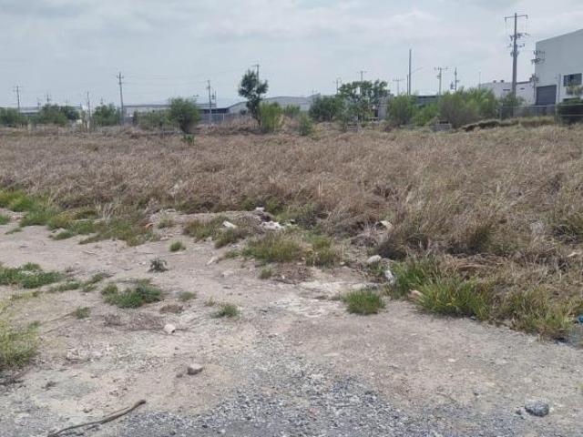 Terreno en venta de 3200 metros industrial Salinas Victoria Nuevo León