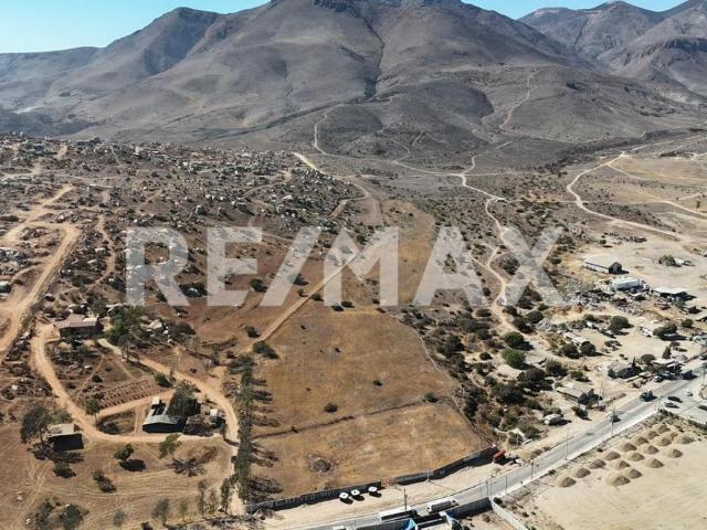 Terreno en Venta de 4.8 H. Sobre Carretera Antigua a Tecate