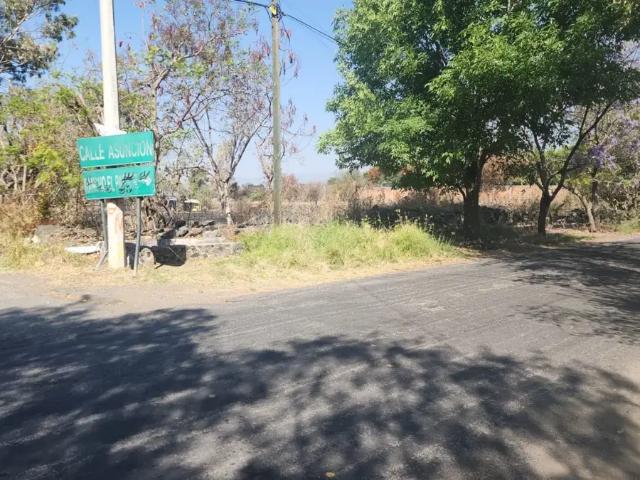 Terreno en venta de 6,276 m2 Sobre carretera a Tenextepec, en esquina con calle