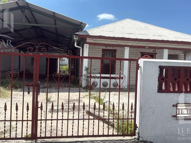 Terreno en Venta de 790 mts. en calle principal del Centro de Tampico para tu proyecto
