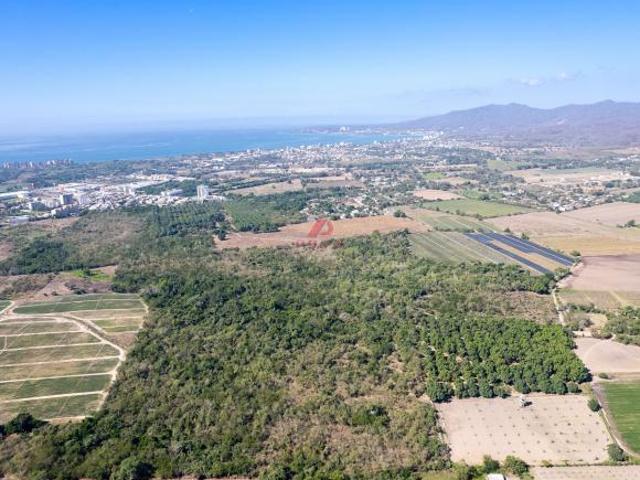 Terreno en Venta de 93,972 m 2 en Bucerías, Nayarit para Fraccionamiento