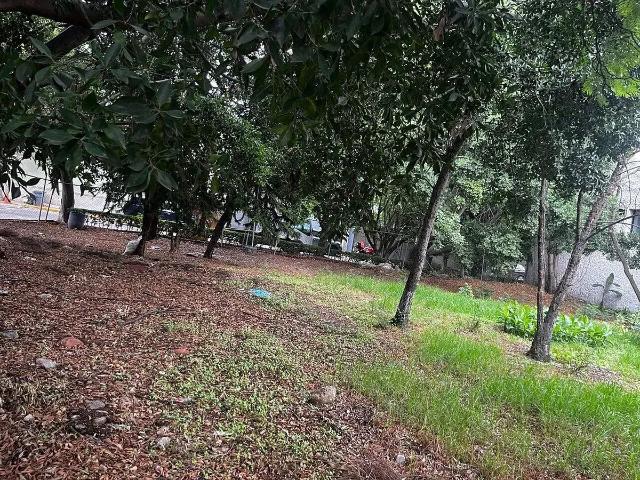 TERRENO EN VENTA DENTRO DE UNA PRIVADA EN LA COLONIA FLORIDA