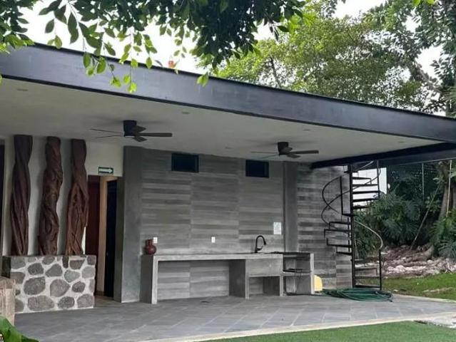 VENTA DE TERRENO EN FRACCIONAMIENTO, ACAPATZINGO, CUERNAVACA