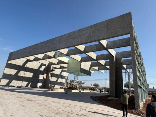 Terreno en venta dentro de parque industrial A 5 min del Aeropuerto