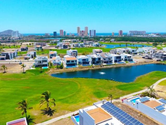 Terreno en Venta El Delfin Marina Mazatlán