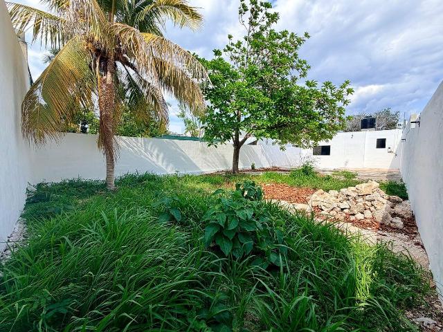 TERRENO EN VENTA EN M?RIDA, MONTEBELLO, TERRENO CON CONSTRUCCION
