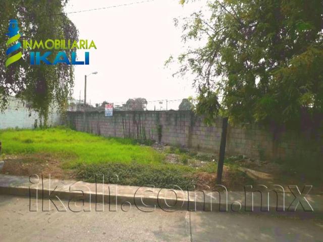 Terreno en venta en Manuel Avila Camacho, Poza Rica de Hidalgo, Veracruz de Ignacio de la Llave