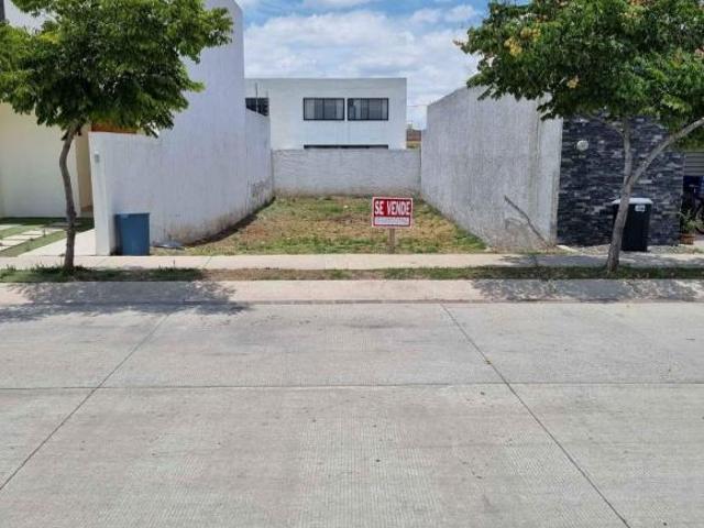 Terreno en Venta en Mayorca León Gto dentro de privada con amenidades