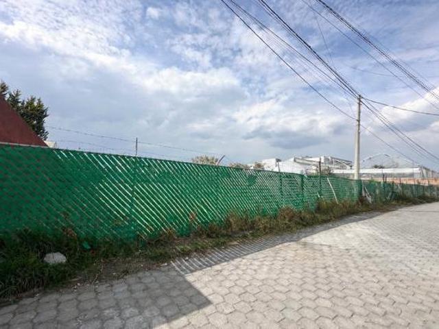 TERRENO EN VENTA EN METEPEC DE 2,132 M2, ESCRITURADO CERCA DE ISSEMYN DE TOLLOCAN