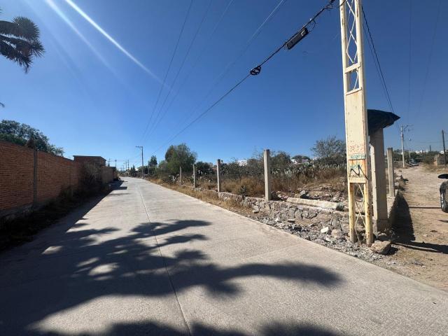 TERRENO EN VENTA EN MEXQUITIC DE CARMONA