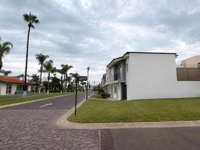 TERRENO EN VENTA EN NUEVA GALICIA TLAJOMULCO